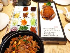 小炒黄牛肉-漫卷香烤鸭春饼