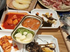 -青瓦餐厅·生鱼片·韩园烤肉(西塔店)