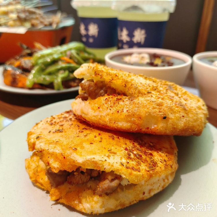 佳木斯地道小吃,东北人记忆中的味道,在这里都能吃到!