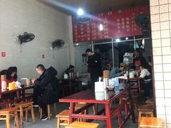 大堂-周荞面(学府街店)
