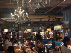 -领鲜活海鲜榴莲自助火锅(东门店)