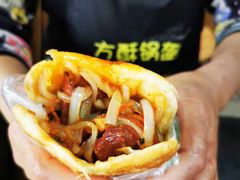 夹张飞牛肉凉粉-刘氏方酥锅盔(古城总店)