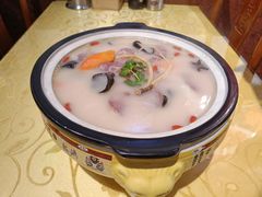 -陈寔包子王·卤煮小肠·京味小吃(龙潭店)