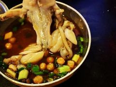 老铁锅秘制美蛙-鸿顺老铁锅美蛙鱼府(解放碑店)
