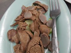 鸡肝和鸡胗-红大哥水门鸡饭(總店)