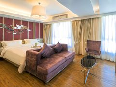 14111175677156-深圳星河丽思卡尔顿酒店