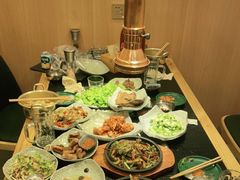 -臻牛烤肉
