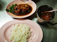 -Kha Mu Charoensang(Silom)