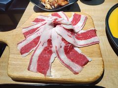-三国惹火烤肉·中日韩烤肉集合店(百草路店)