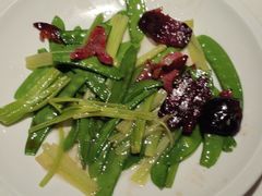 -八府香鸭·啫啫煲(华山路店)