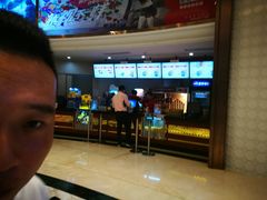-AMG海上明珠影城(上海环球港RealDCinema店)