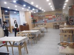 -江城燕子大排档(江汉路步行街店)