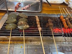 -哈尔滨小酒馆·鲜肉现穿自助烧烤(康新花园店)