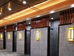 -碧中海汤泉汗蒸酒店