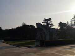 -上海市龙华烈士陵园