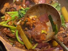 -胡须佬鸡煲四季火锅店(石厦西村直营店)
