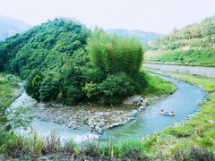 -浮盖山峡谷漂流
