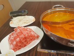 -呷哺呷哺(世贸.工三店)