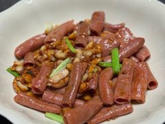 拍蒜炒海肠-怡情荟•海鲜青岛菜(五四广场旗舰店)