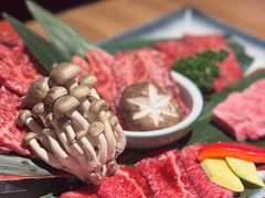-炼火烤肉店