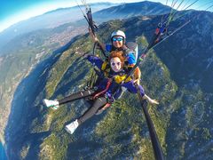 -费特希耶滑翔伞