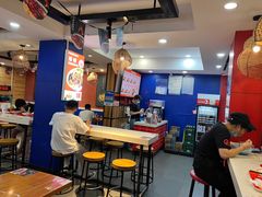用餐区-螺小丰柳州螺蛳粉(广西大学店)