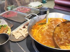 -由衷贵州酸汤牛肉火锅(新桥店)