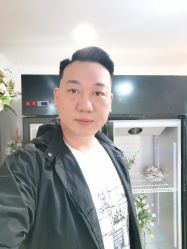 -15C7 男士理发馆 烫染专业店