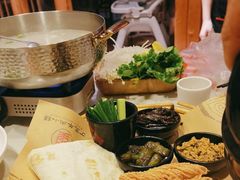 -丁里羊肉小镇(天鹅湖总店)