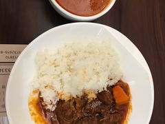红烩牛肉饭送罗宋汤-东海咖啡馆
