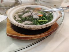 鱼滑煲淋时蔬-海宝酒家(中山四路店)