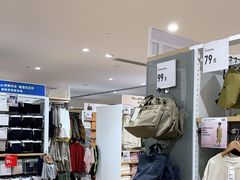 -优衣库(上海虹口龙之梦店)