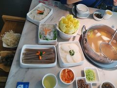 -左庭右院鲜牛肉火锅(浦江欢乐颂店)