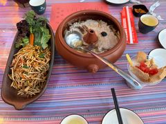 云南汽锅菌子蒸肉饼-老滇山寨•云南特色菜•地方菜•民族风情歌舞表演(金碧店)