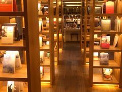 -思南书局(复兴中路店)
