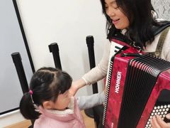 -瑞丁熊原版阅读(大华校区)