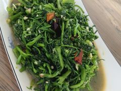 -俺家菜馆(百里峡店)