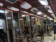 -奇迹健身金茂汇店