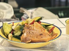 -晓彭肥肠鸡·泡椒鸡火锅(水木天地店)