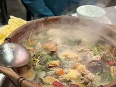 -东记炭炉·海鲜鸡煲(龙华店)