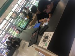 -爱畅享华为苹果手机维修服务(虹口龙之梦店)