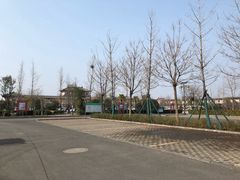 -龙门石窟-停车场