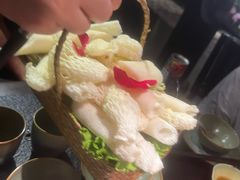 -菌自由丨野生菌火锅特色庭院餐厅(丽江古城店)