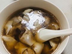 -周震馄饨