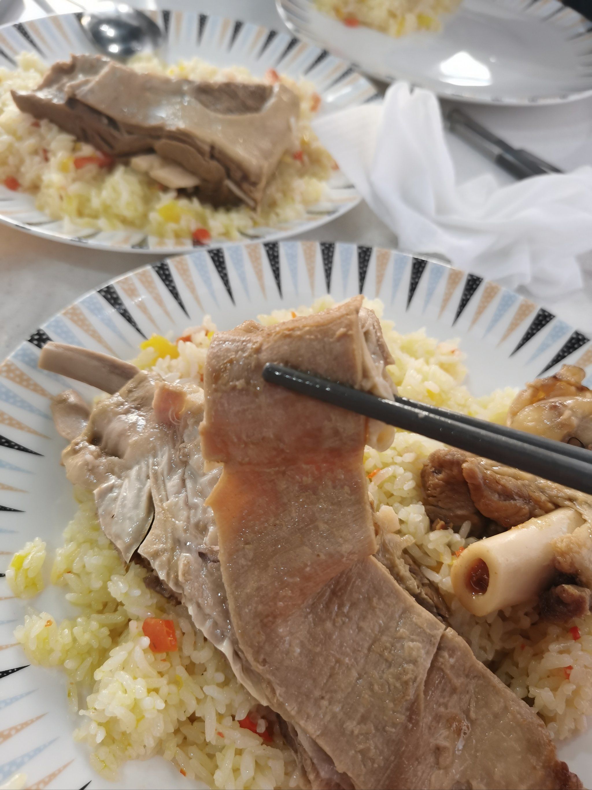 在天津,发现一家地道的新疆手抓羊排馆