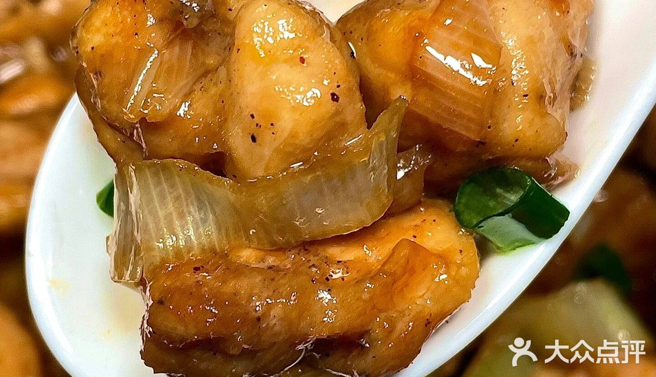 你们一定要去试试，嘎嘎好吃！食材：鸡腿大葱