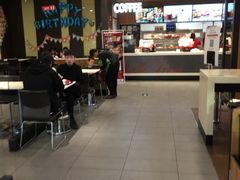 大堂-肯德基(大兴火车站店)