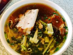 爆鱼焖肉面+雪菜-美味斋(西北街店)