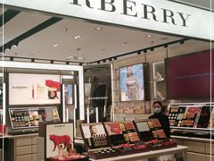 -BURBERRY(上海港汇恒隆广场店)
