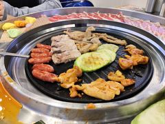 -哈哈碳都·牛肋条无限自助烤肉(宝龙店)